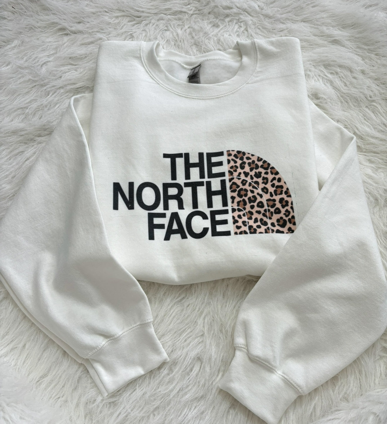 NF weatshirt with Leopard Print Logo – Cozy Crewneck Pullover