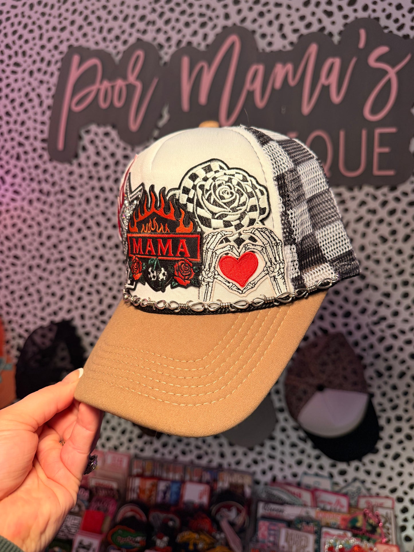 Mama Grunge checkered trucker hat