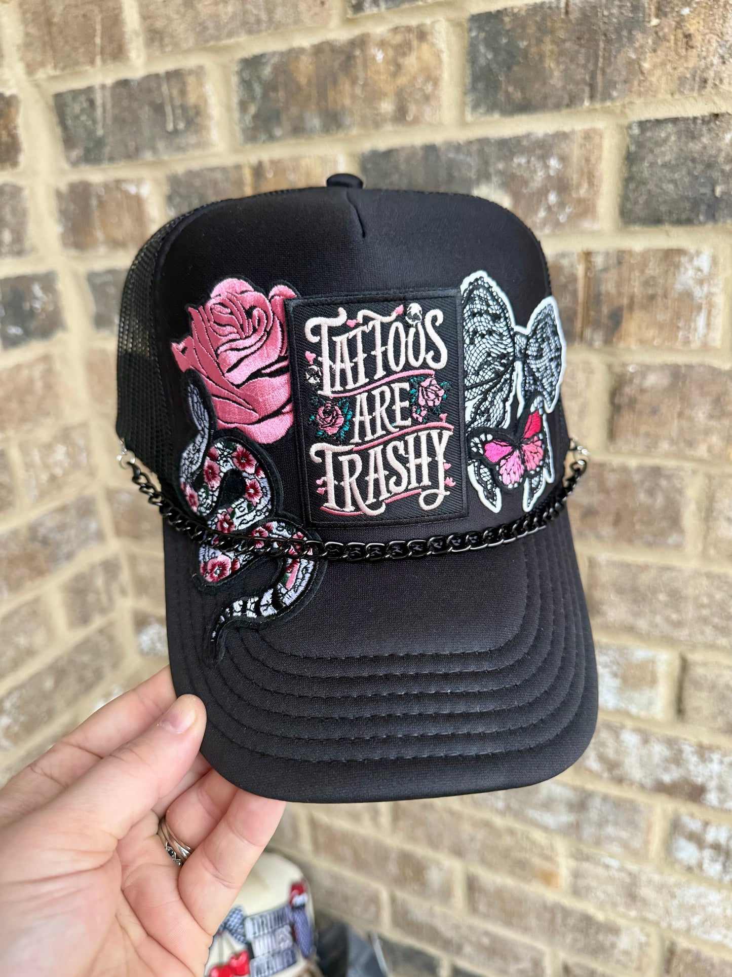 Speeding dating trucker hat edition
