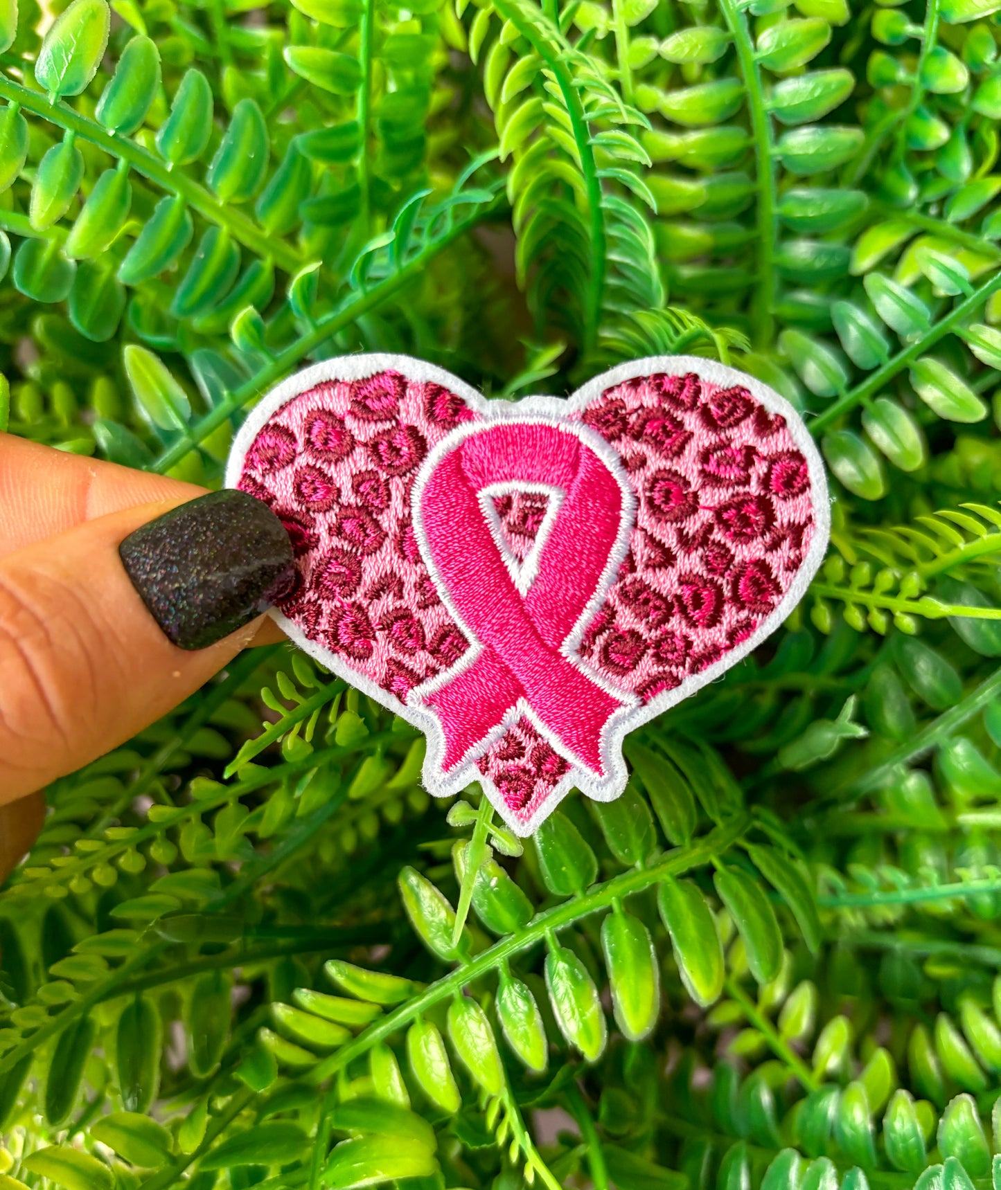 Breast cancer awareness leopard print heart embroidered iron on patch