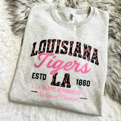 Vintage Collegiate Crewneck Sweatshirts | Retro Athletic Graphic Pullover