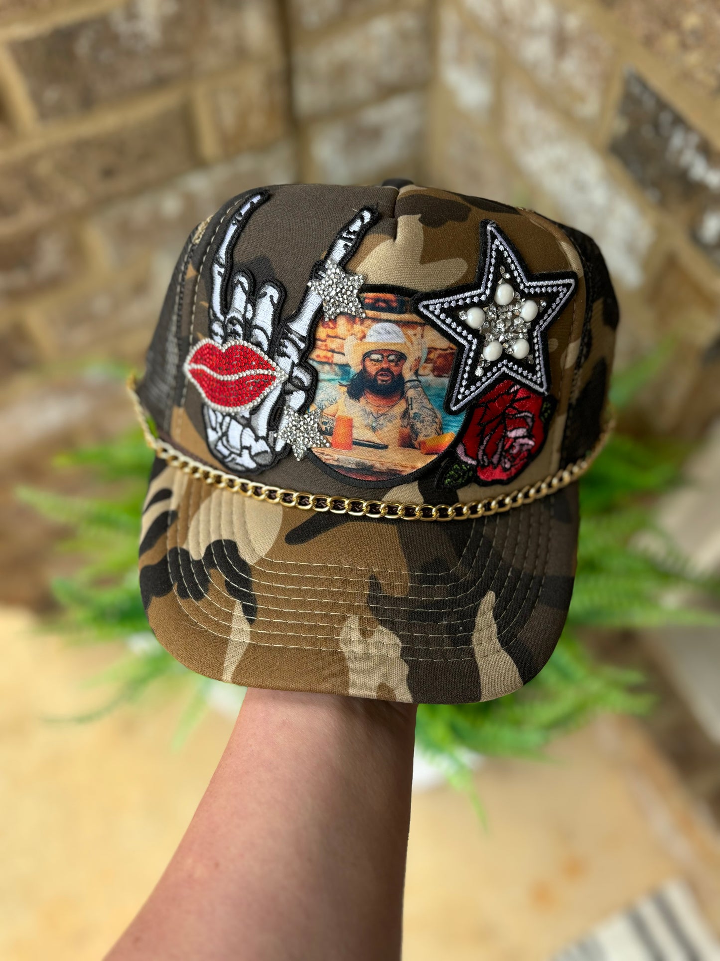 Camo koe Wetzel trucker hat