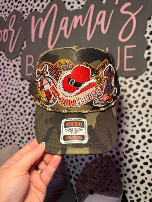 Camouflage yee-hawlidays western Christmas trucker hat