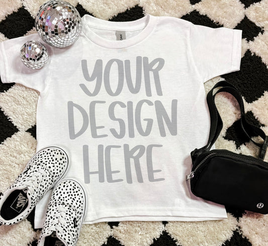 Gildan Toddler/Youth t-shirt basic girly flat lay mock up